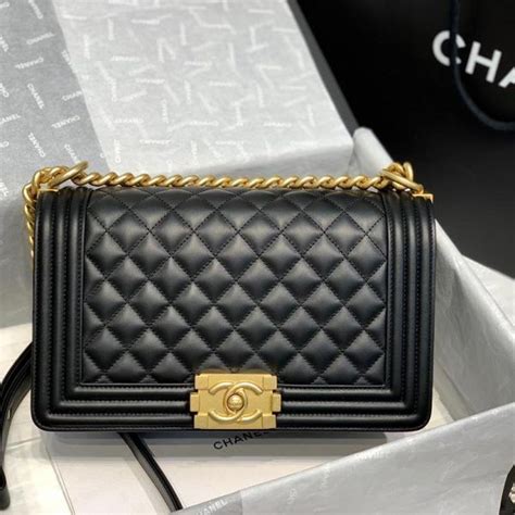 pochette chanel oro|Chanel handbags outlet.